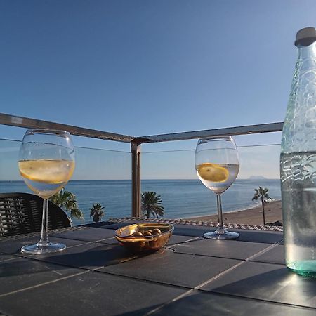 Alojamiento Iberia Playa 埃斯特波纳 外观 照片