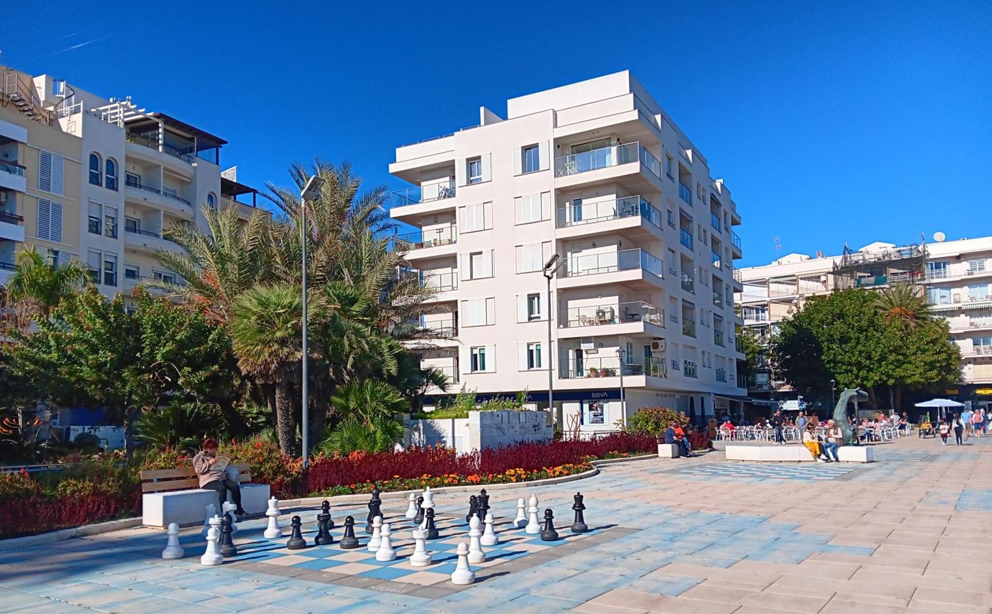 Alojamiento Iberia Playa 埃斯特波纳 外观 照片